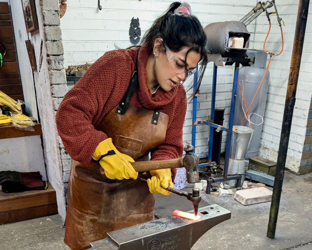 Welding gloves forged iron