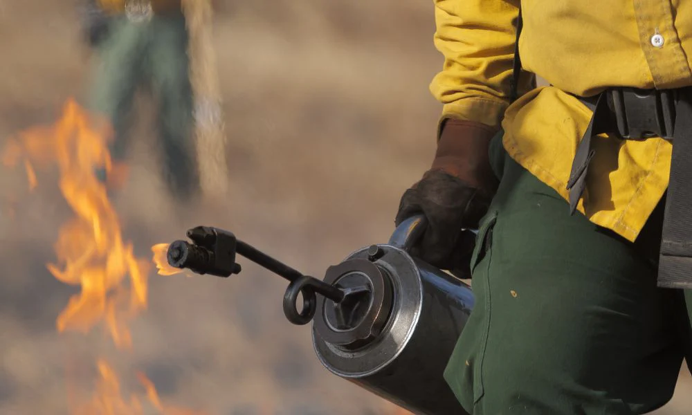 Welding gloves can withstand high temperatures