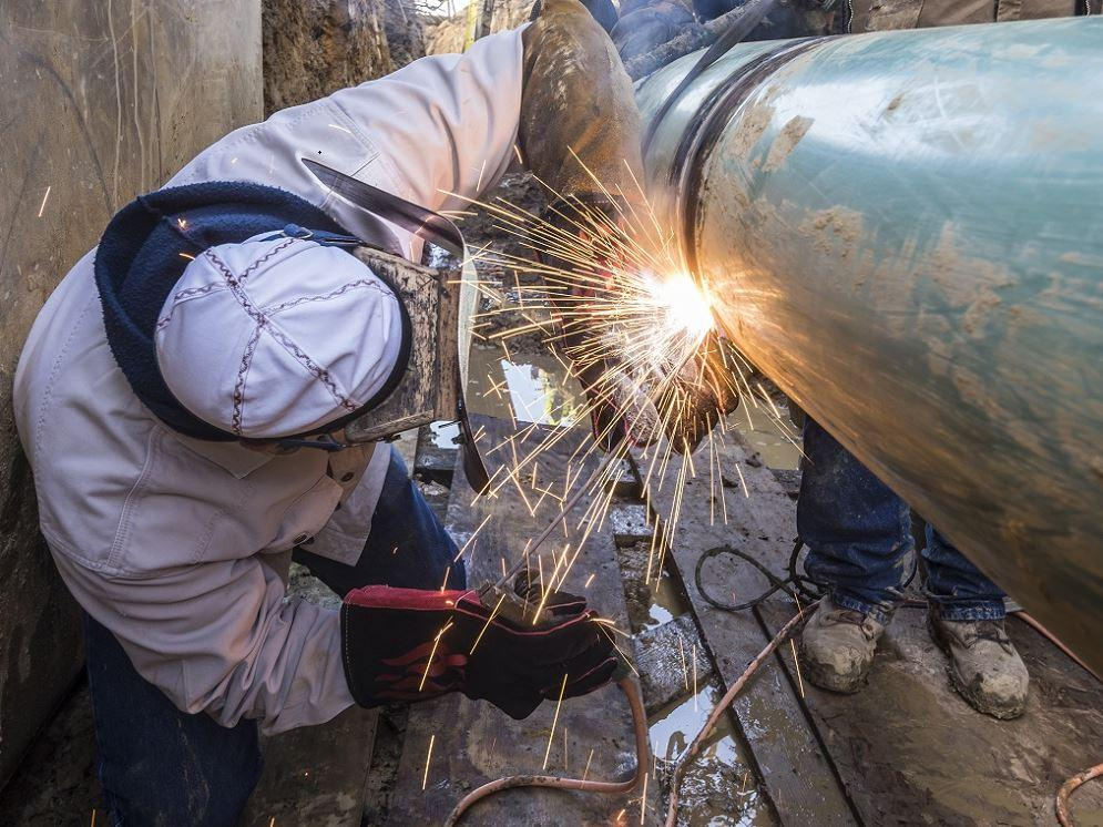 Safety when using welding gloves