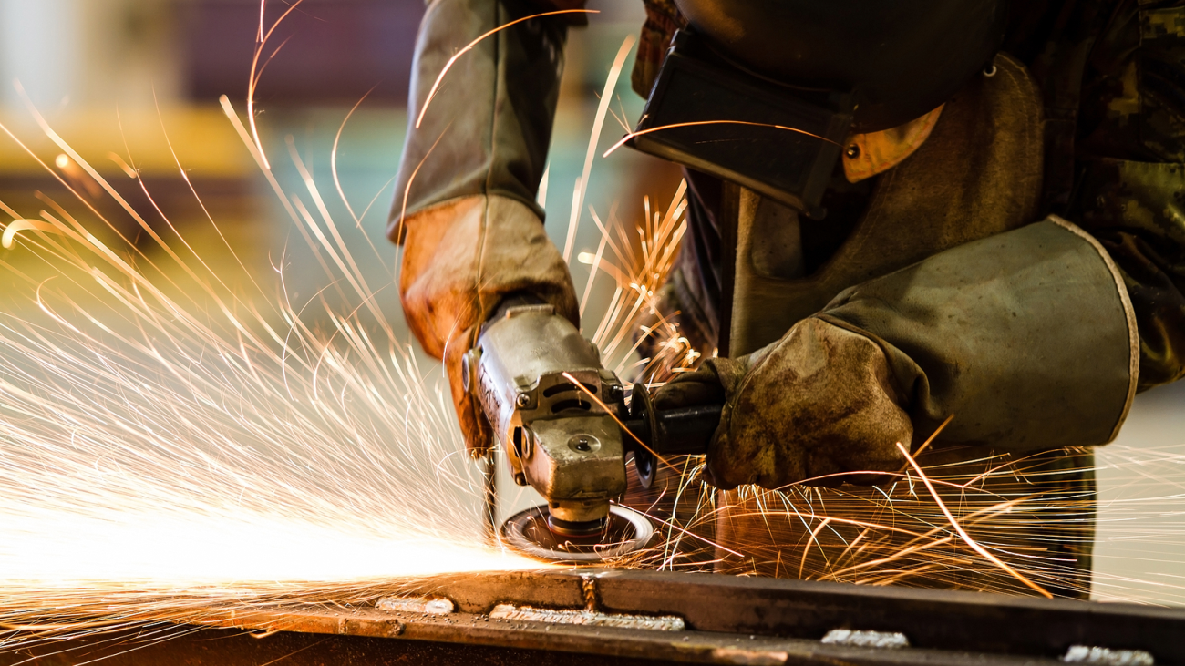 Welding gloves protect welders from sparks.